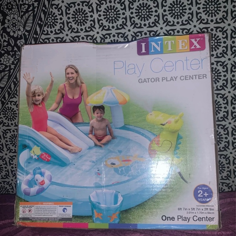 Intex Gator Inflatable Play Center